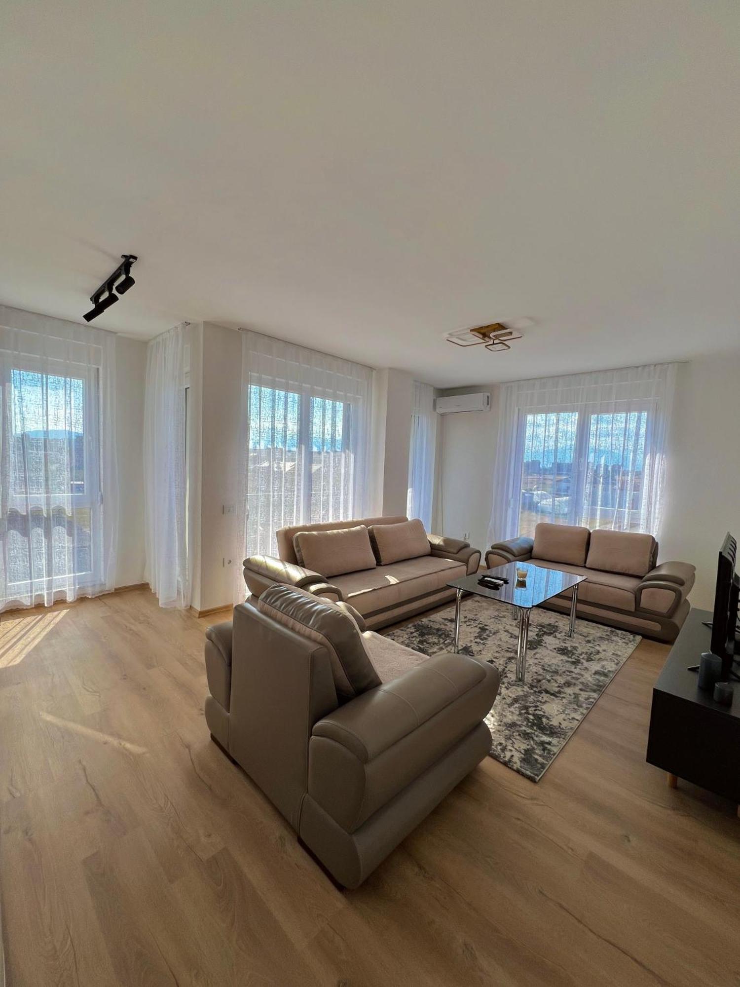 Holiday Apartments Gjakova Rom bilde